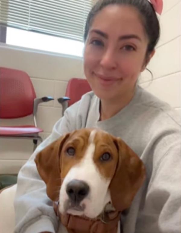 kristie holding her pup